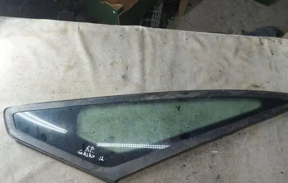 Ford Galaxy Front triangle window/glass 43R001605