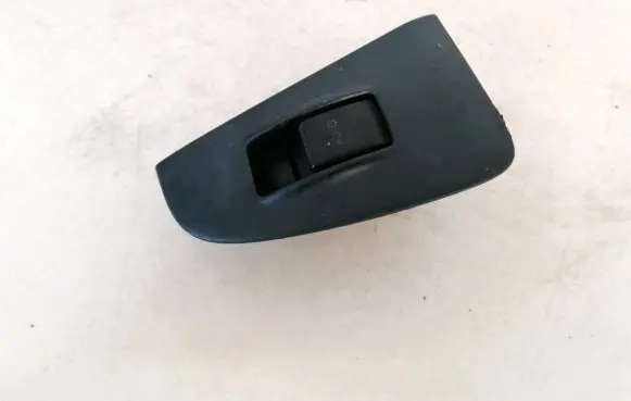 Toyota Avensis T250 Electric window control switch 7423105140 74231-05140