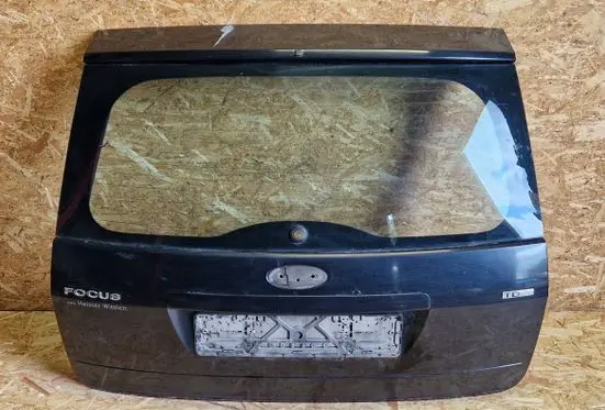 Ford Focus Tailgate/trunk/boot lid