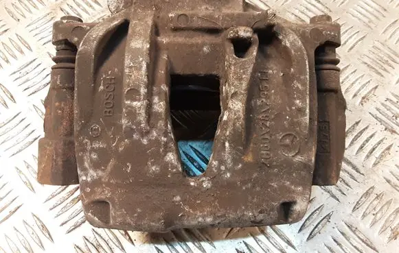 Mercedes-Benz E W211 Front brake caliper 351302