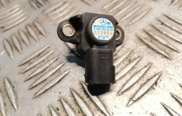Mercedes-Benz C W203 Air pressure sensor 0041533328