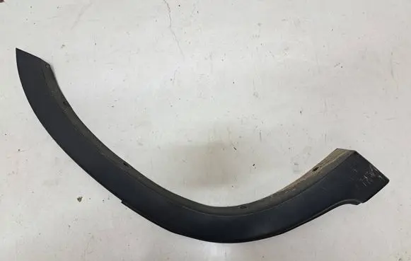 Honda CR-V Rear fender molding trim