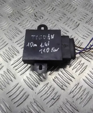 Volkswagen Tiguan Fuel injection pump control unit/module 5N0201320A