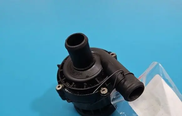 Mercedes-Benz E W213 Electric auxiliary coolant/water pump 0392023000 IMPRK1563041