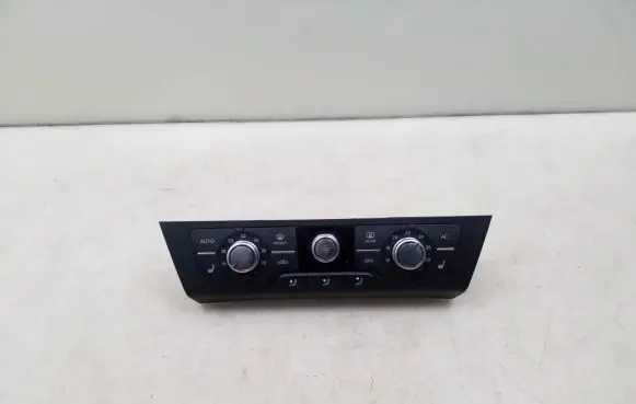 Audi A7 S7 4G Air conditioner control unit module 4G0820043H