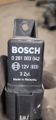 Volkswagen Polo IV 9N3 Glow plug pre-heat relay 045907282A