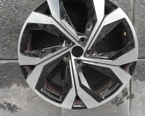 Renault Austral R20 alloy rim 403008811R