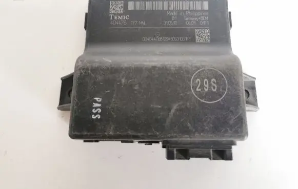 Audi A6 S6 C6 4F Gateway control module 4F0907468M