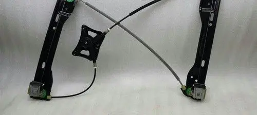 Mercedes-Benz C W204 Front door electric window regulator A2047202979