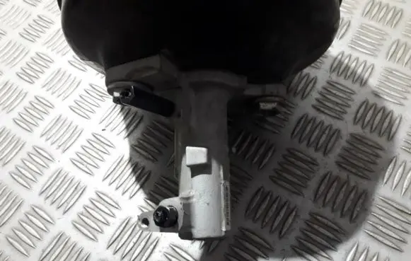 Master brake cylinder