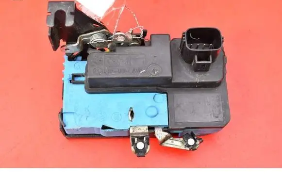 Volvo S60 Front door lock