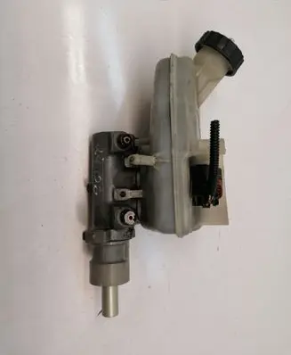 Ford Transit Master brake cylinder 221313