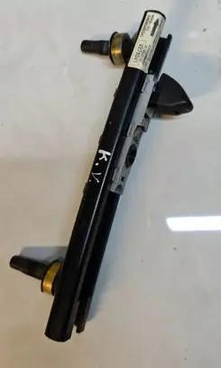Chrysler Voyager Seat belt adjustment rail 04680460AI V278041