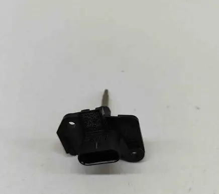 BMW 3 G20 G21 Oil temperature sensor 8485041