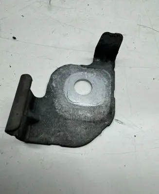 Volvo V60 Radiator support slam panel bracket 31378002