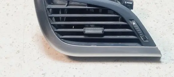 Peugeot 207 Dashboard side air vent grill/cover trim 96724794ZD