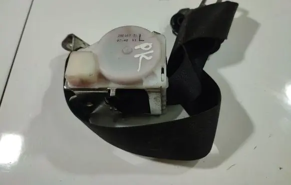Opel Zafira A Front seatbelt 28010331
