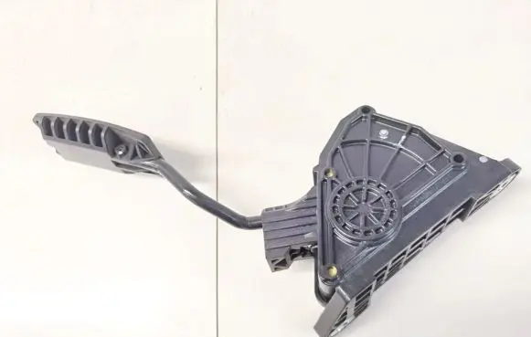 Honda CR-V Accelerator throttle pedal JM10B