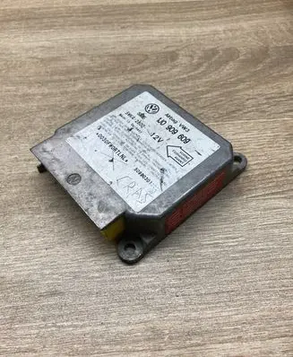 Volkswagen Golf IV Airbag control unit/module 1J0909609