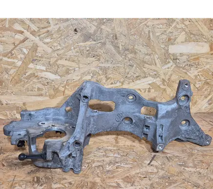 Audi A6 S6 C7 4G Generator/alternator bracket 04L903143B