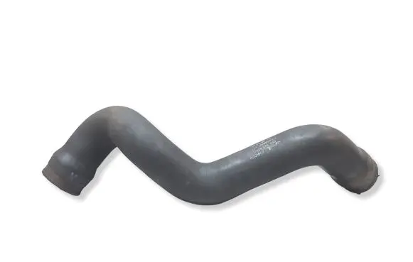 Volkswagen PASSAT B5 Intercooler hose/pipe 058145856C
