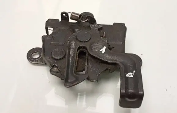 Toyota Yaris Engine bonnet/hood lock/latch loop/hook 
