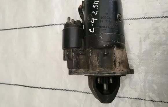 Audi A6 S6 C4 4A Starter motor 046911023b