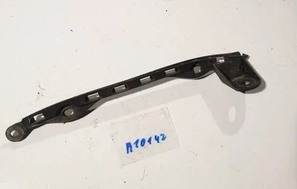Mercedes-Benz A W169 Front bumper mounting bracket a1698850163