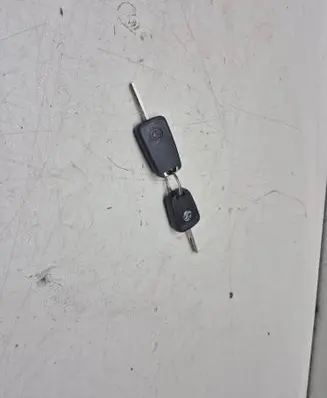 Opel Astra J Ignition key/card 