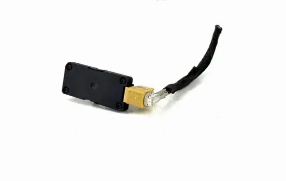 Audi A1 Aerial antenna amplifier 4N0035500 10645574 12824