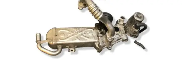 Skoda Octavia Mk2 (1Z) EGR valve cooler 03L131512C