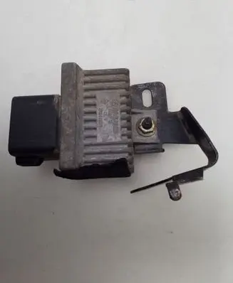 Nissan Micra Glow plug pre-heat relay 7700115078