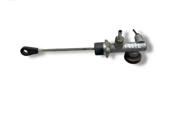 Chevrolet Captiva Clutch master cylinder 