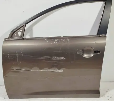 KIA Sportage Front door 760033W000