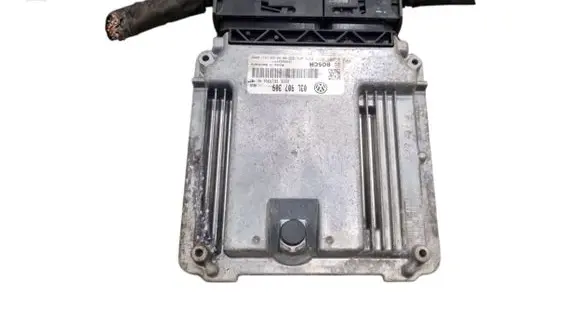 Volkswagen PASSAT B6 Engine control unit/module 03L907309 0281015029