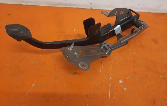 Audi A6 Allroad C6 Brake pedal 3M51-2467-AH