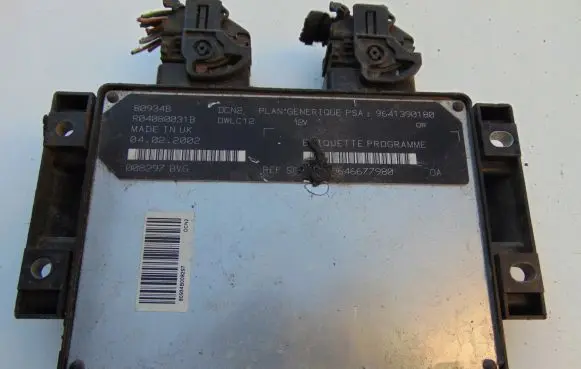 Peugeot Partner Engine control unit/module 9641390180 9646677980