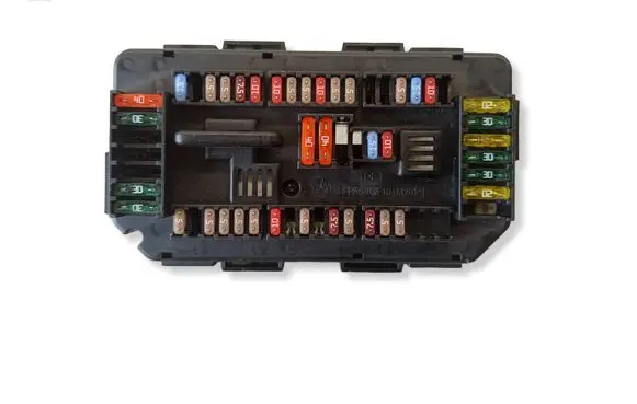BMW 4 F32 F33 Fuse module 9337879 19451000001 11122013