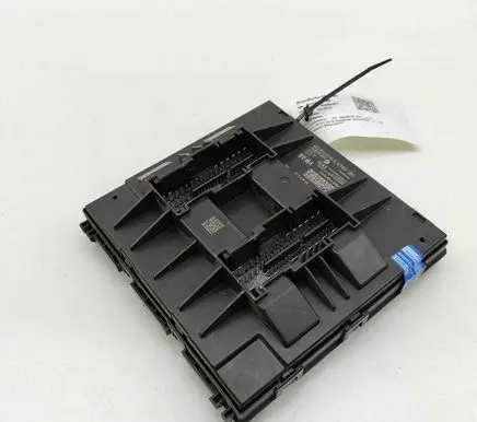 Volkswagen Amarok Central body control module 7E0937089C