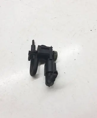 Audi A4 S4 B7 8E 8H Turbo solenoid valve 1J0906283C