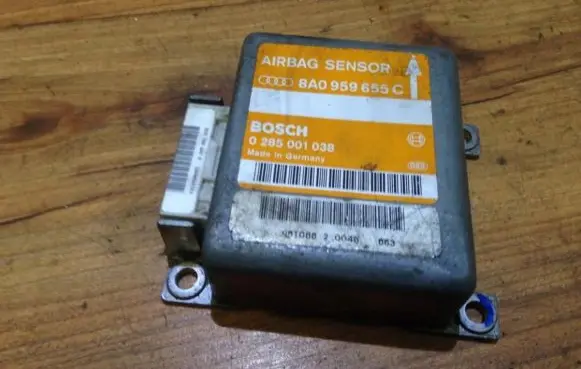 Audi A6 S6 C4 4A Airbag control unit/module 8a0959655c 0285001038