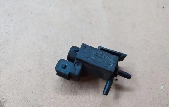 Volvo XC90 Turbo solenoid valve 30611668