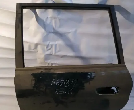 Mitsubishi Space Star Rear door