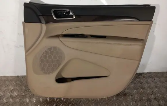 Jeep Grand Cherokee Front door card panel trim