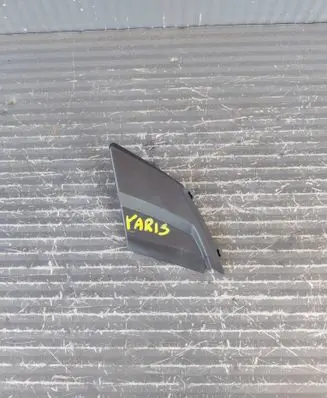 Toyota Yaris XP210 Wiper trim 538660D300