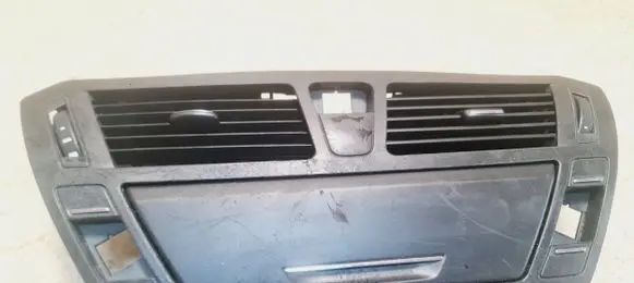 Citroen C4 I Picasso Dash center air vent grill 303781 303045 303846