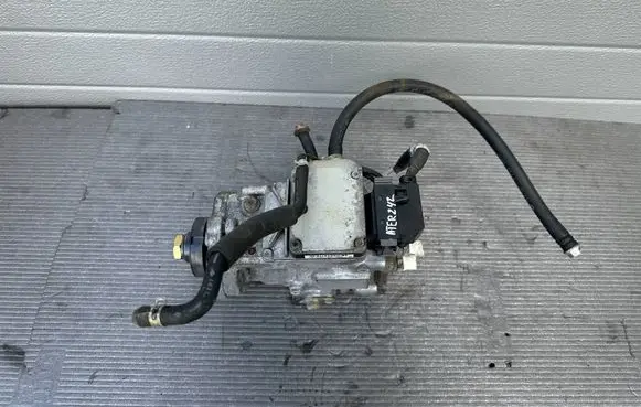 Nissan Terrano Fuel injection high pressure pump 167002X900