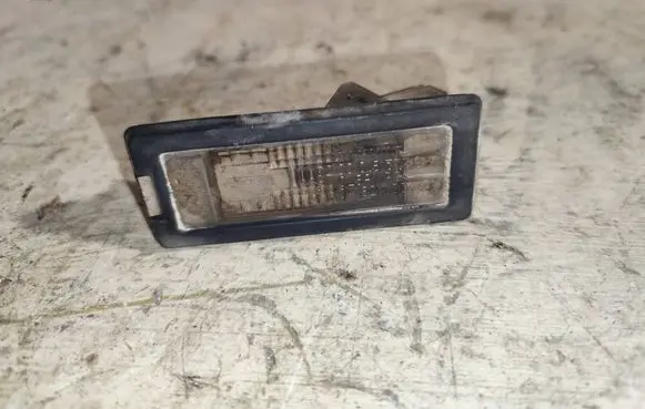 Renault Laguna II Number plate light 8200013577