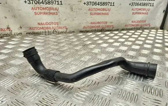 Audi A3 S3 8P Breather/breather pipe/hose 