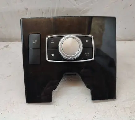 Mercedes-Benz E W212 Head unit multimedia control A2126806493